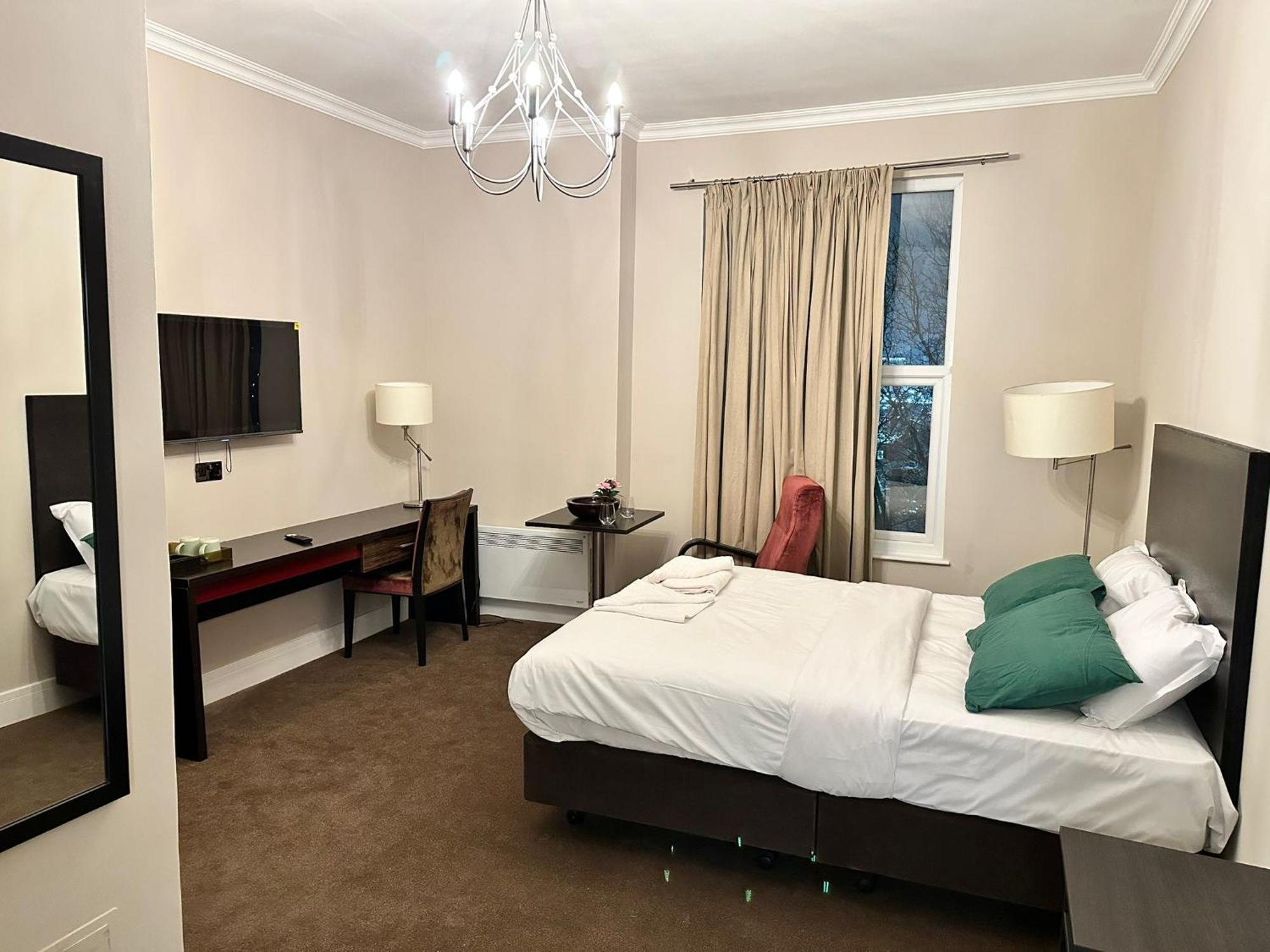 Green Ariana Hotel - Near Wembley And Central London Exterior foto